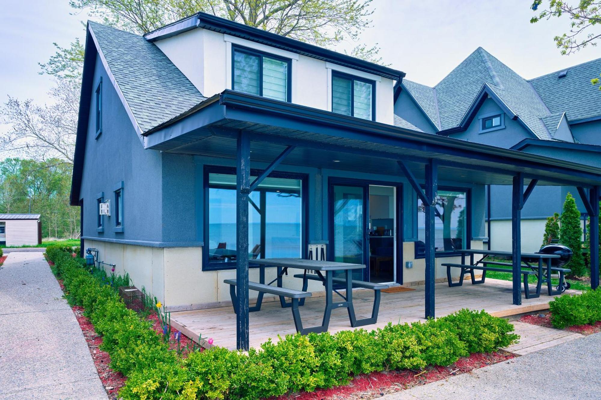 The Long Beach Resort - Beachfront Cottages & Townhouse Suites Wainfleet Eksteriør billede